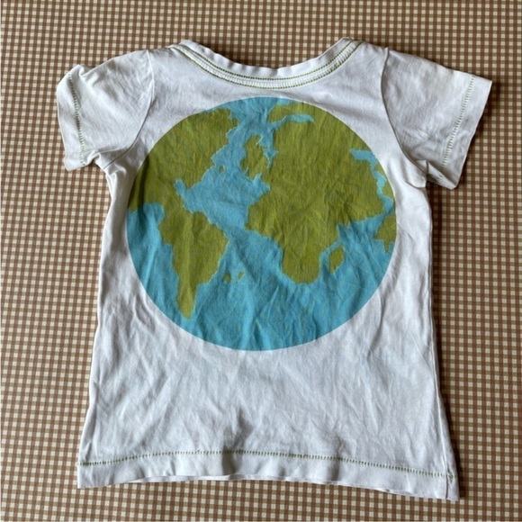 Peek Kids "OUT OF THIS WORLD" The Earth graphic short sleeve t-shirt.18-24 month - Picture 1 of 5